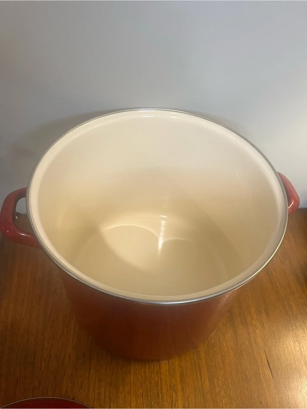 Paula Deen Signature 12 Qt Red Speckled Enamel on Steel Stockpot with Lid